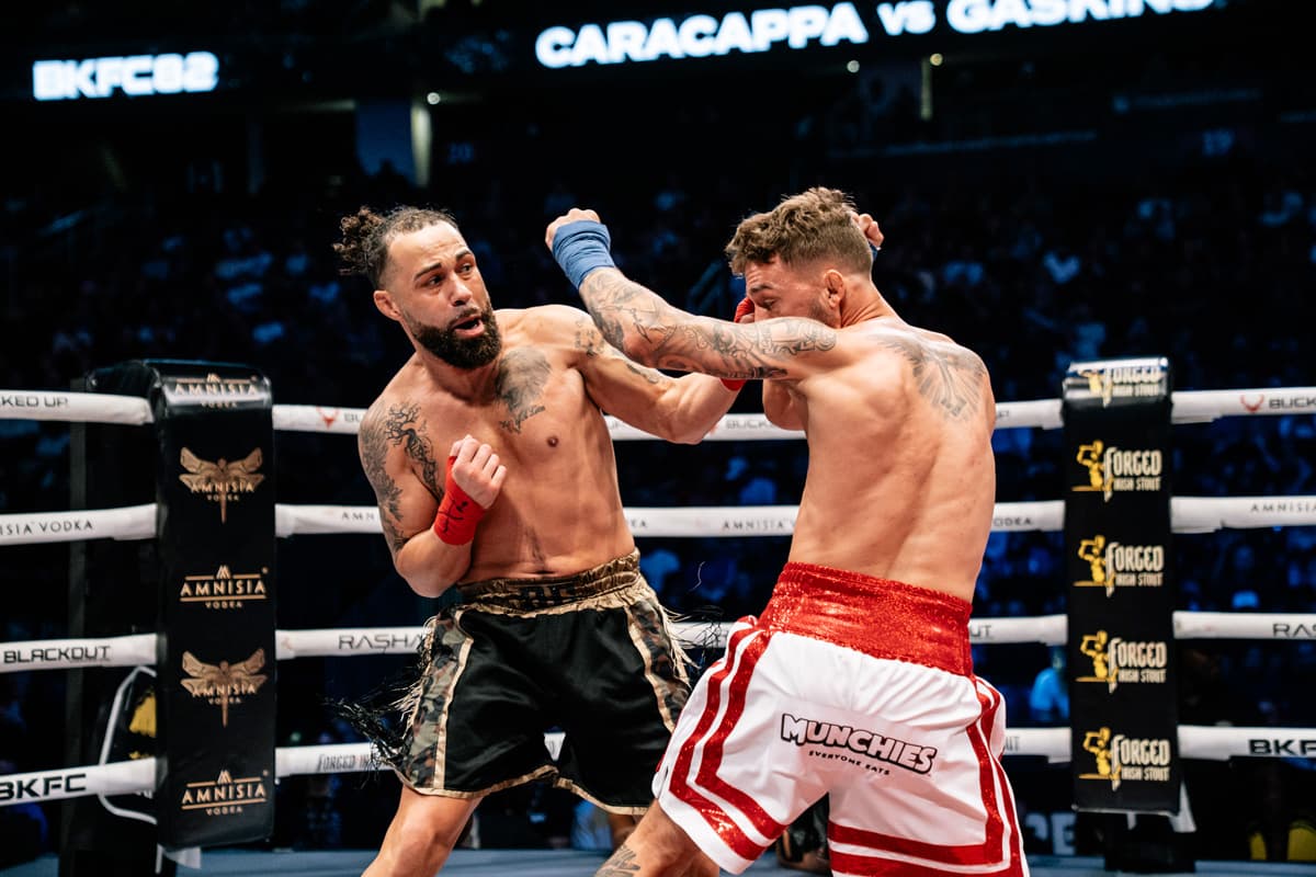 Quentin Gaskins and Phil Caracappa during their bout