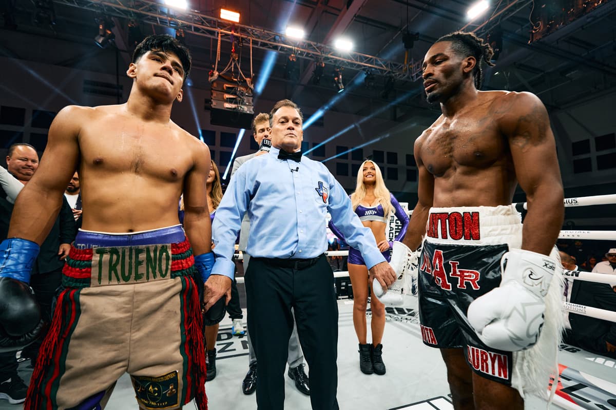 Sebastian Juarez and Demarcus Layton during their bout