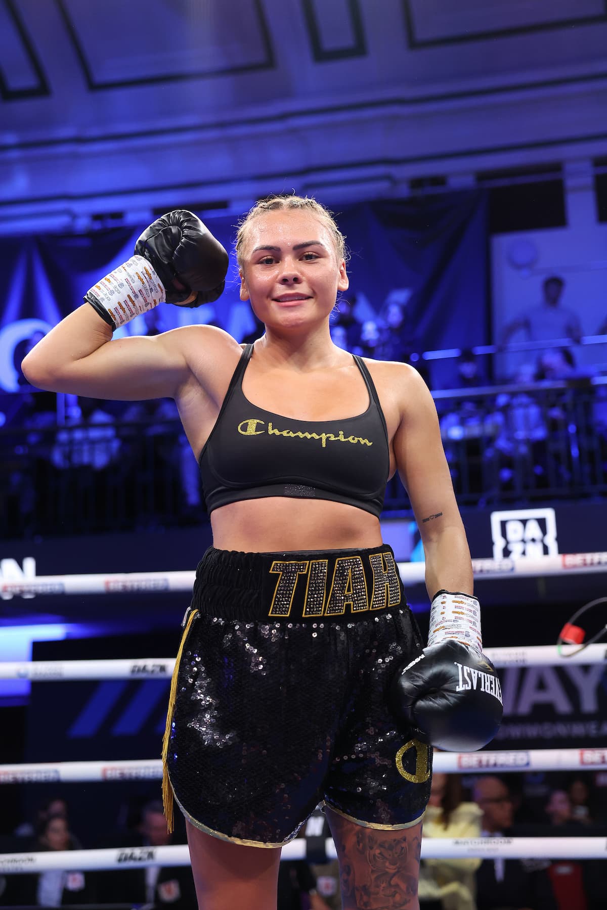 Tiah Mai Ayton during her boxing bout against Laura Belen Valdebenito