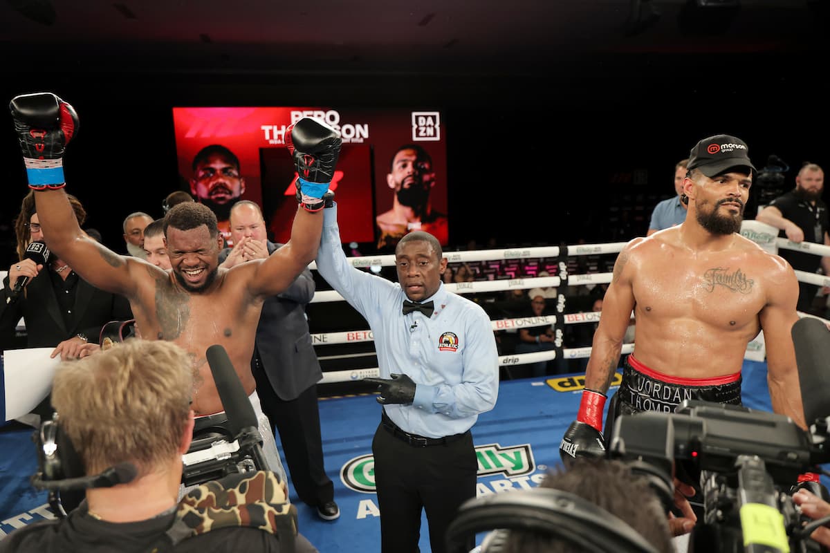 Lenier Pero defeats Jordan Thompson during their boxing bout