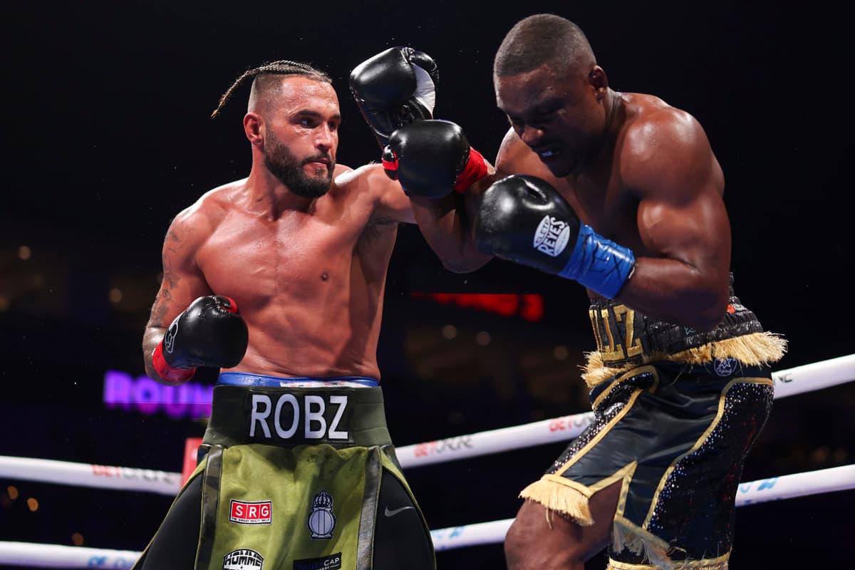 Robin Safar attacks Derick Miller Jr