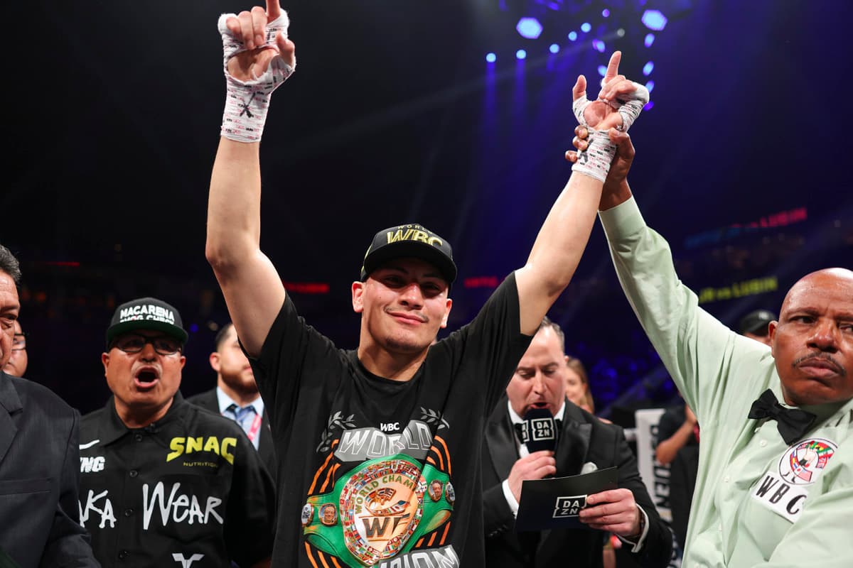 Vergil Ortiz Jr defeats Erickson Lubin