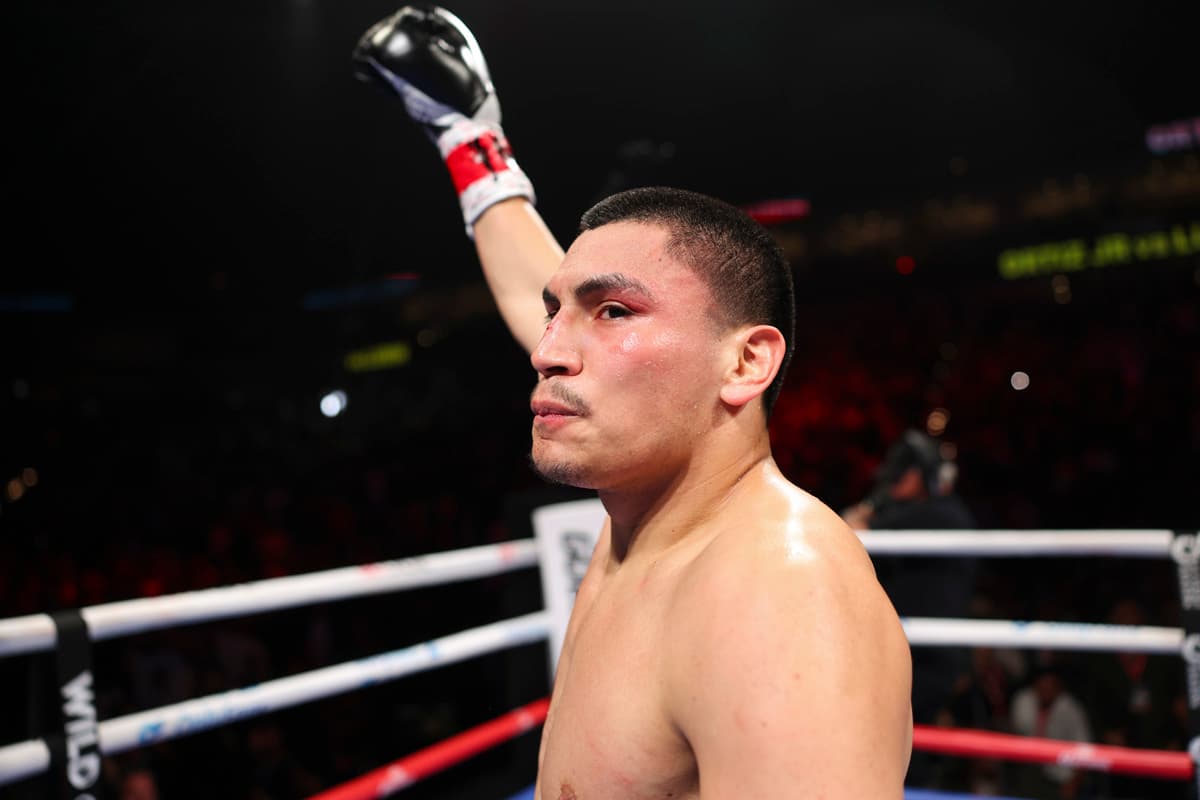 Vergil Ortiz Jr celebrates his victory over Erickson Lubin