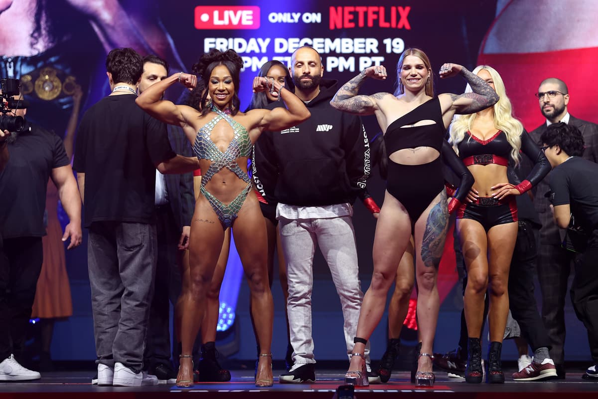 Alycia Baumgardner and Leila Beaudoin during the weigh-in