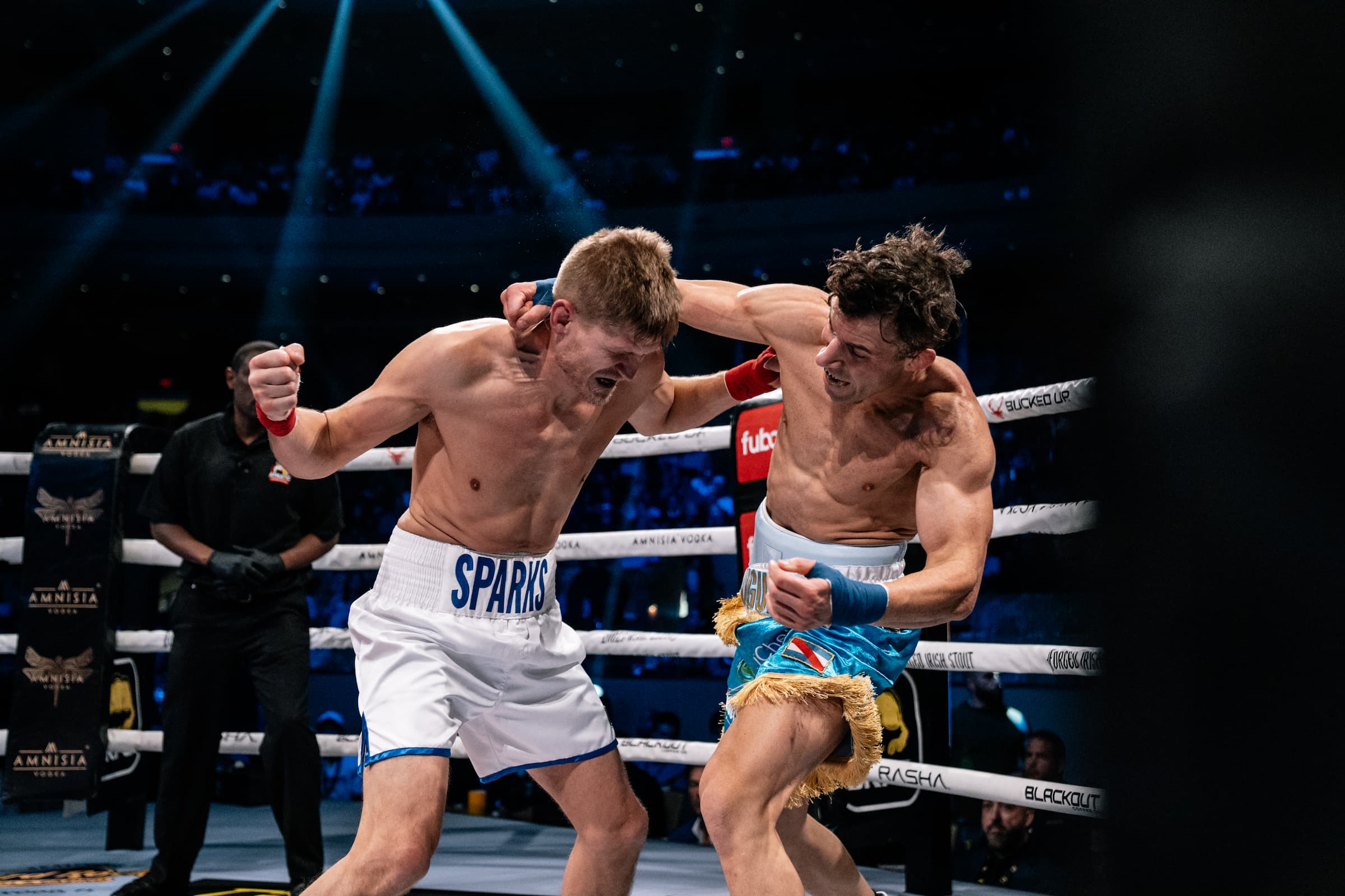 Gaston Reyno and Dusty Sparks during their bare knuckle boxing bout