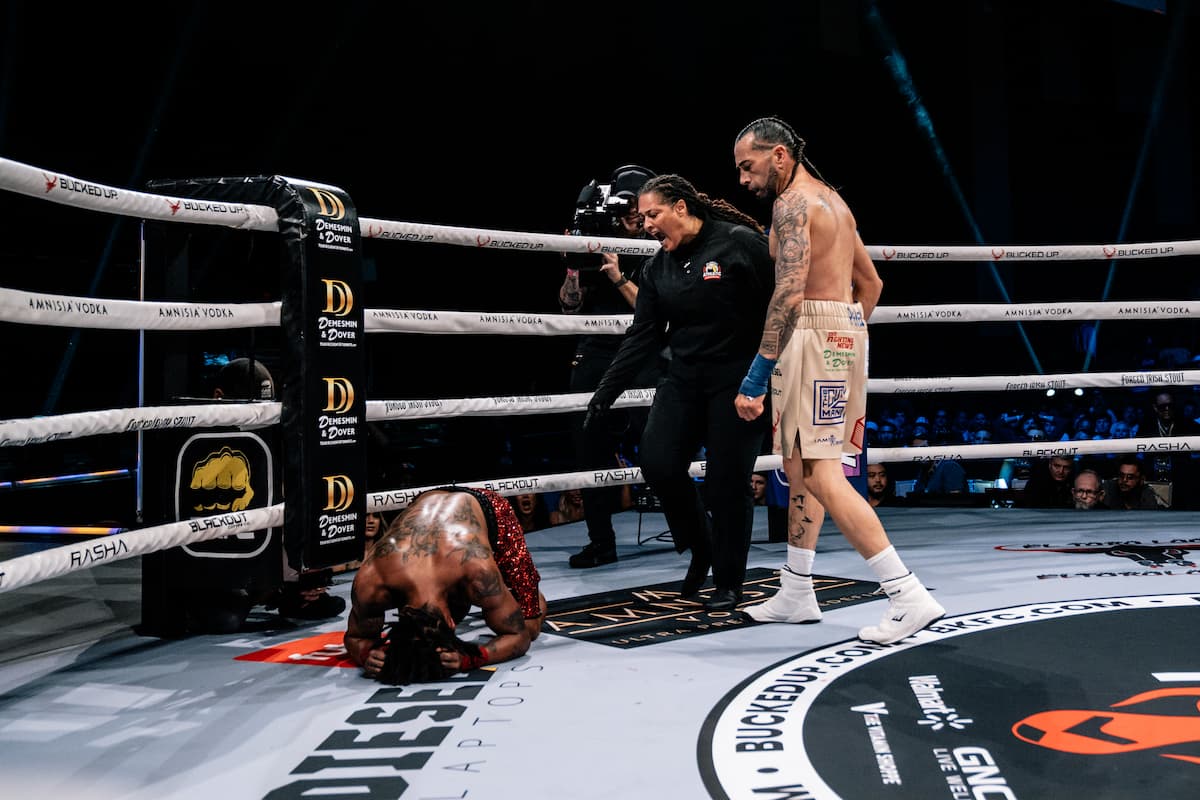 Gee Perez knocks down Chancey Wilson