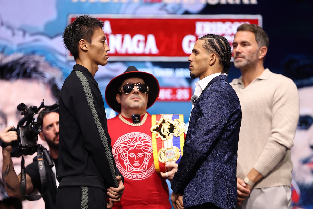 Taiga Imanaga and Eridson Garcia face off