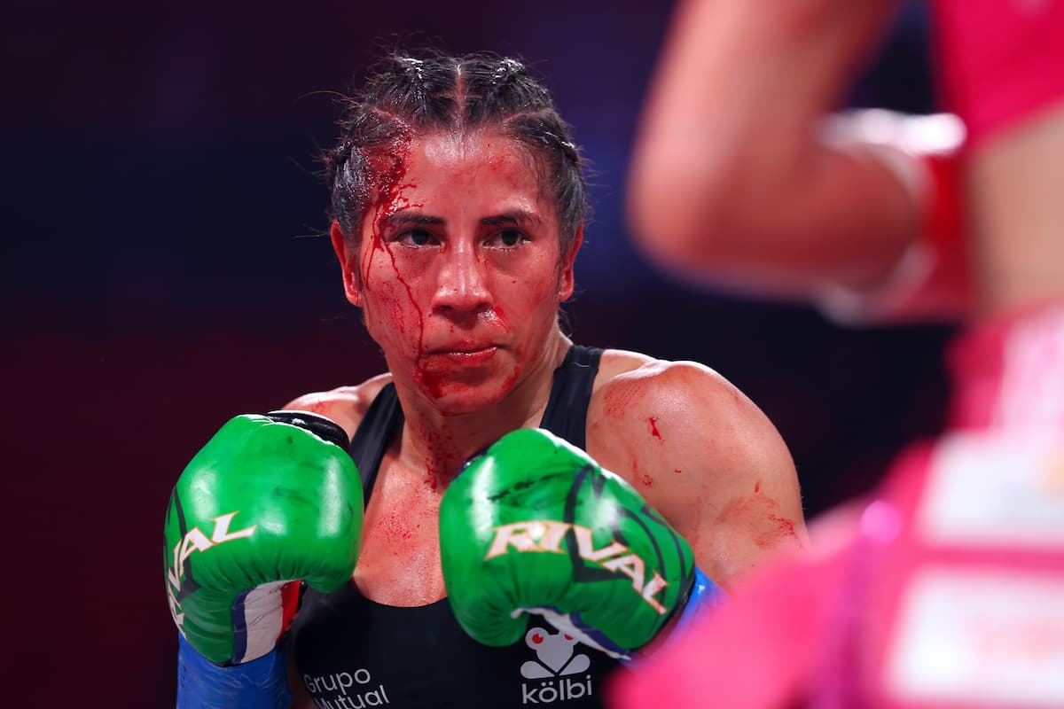 Yokasta Valle during her bout against Yadira Bustillos