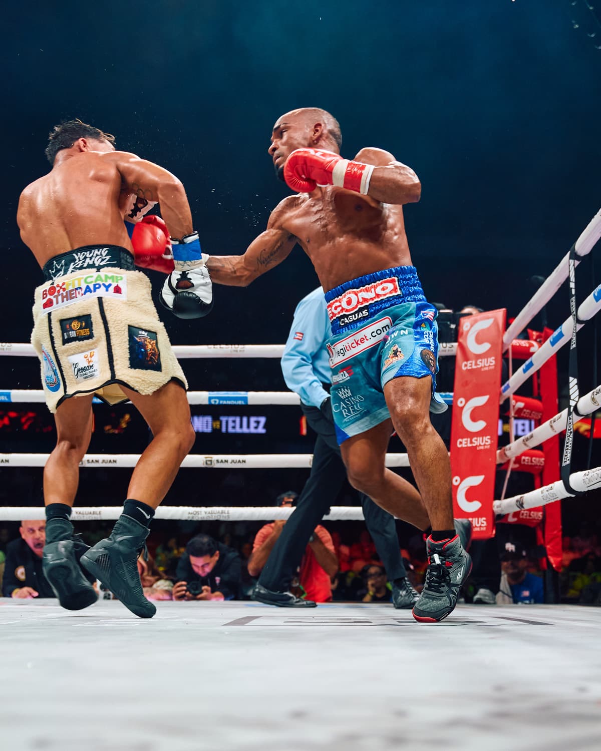 Jonathan Gonzalez punches Yankiel Rivera during their bout