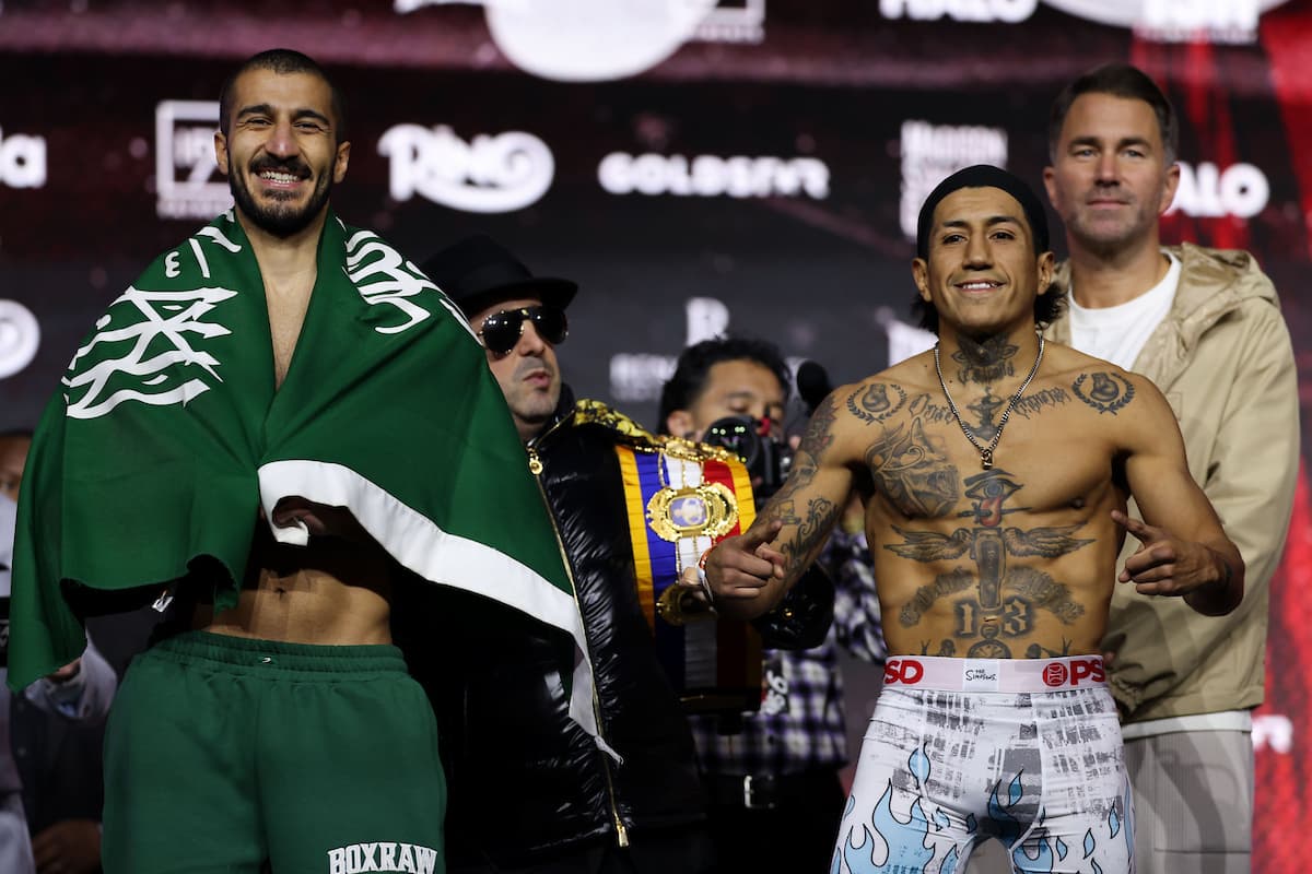 Ziyad Almaayouf and Kevin Castillo during the weigh-in