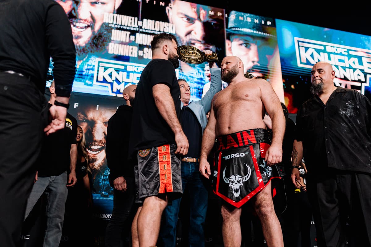 Andrei Arlovski and Ben Rothwell face off during the BKFC Knucklemania 6 weigh-in