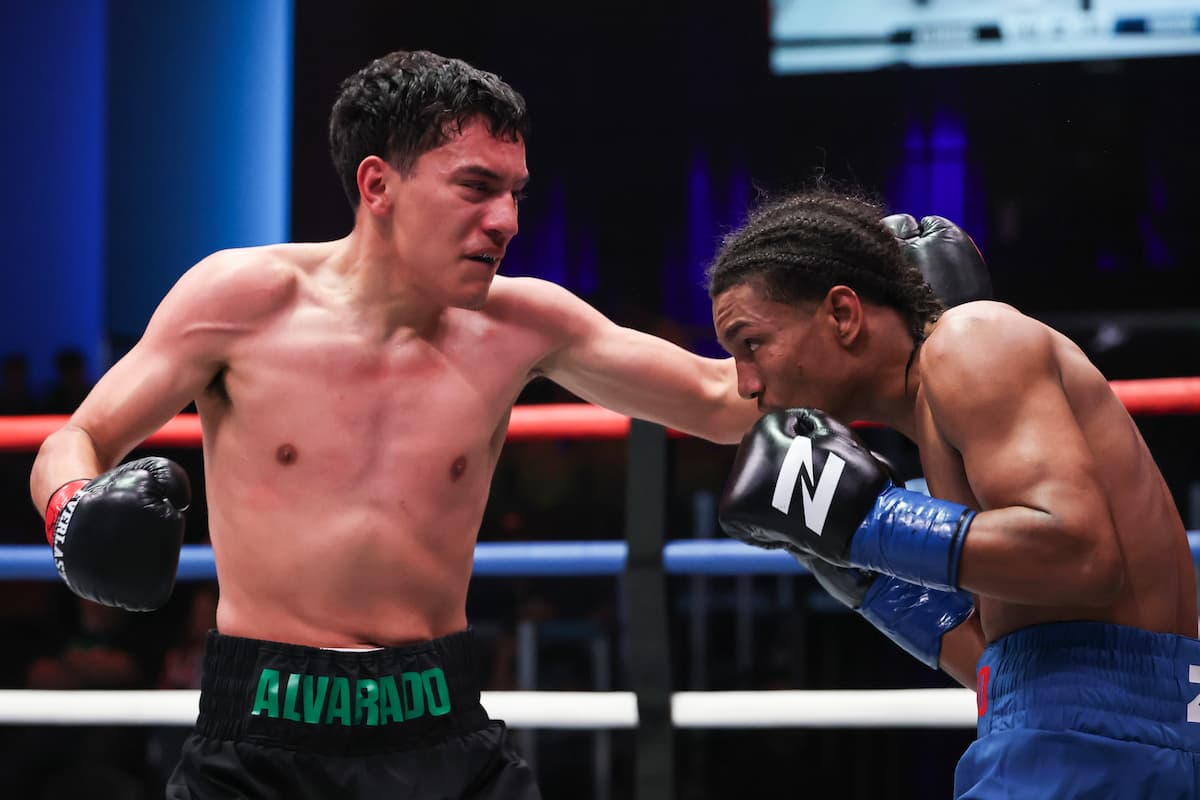 Emiliano Alvarado and Erick Rosado during their boxing match