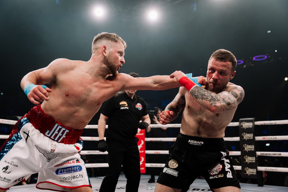 Jeff Saunders throws a jab during his bout against Bartek Kanabey