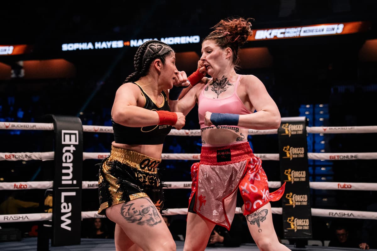 Nadia Moreno and Sophia Hayes during their bout