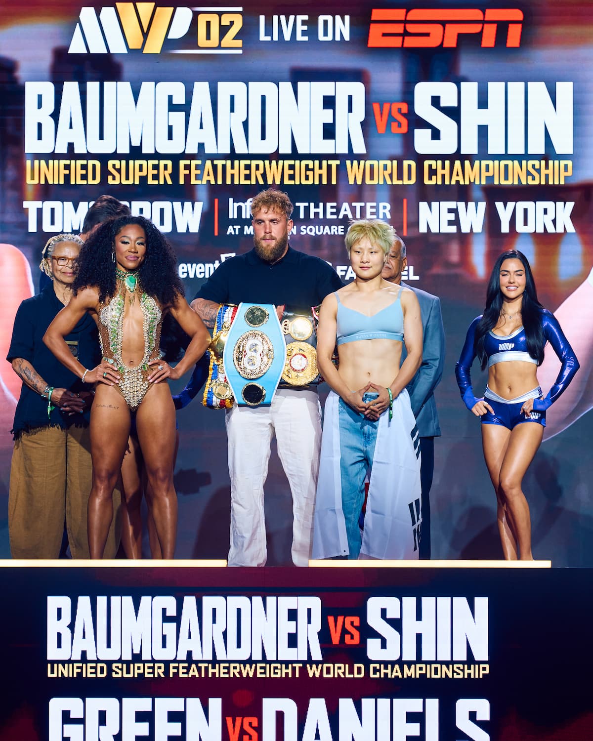 Alycia Baumgardner and Bo Mi Re Shin during the weigh-in ahead of their boxing match