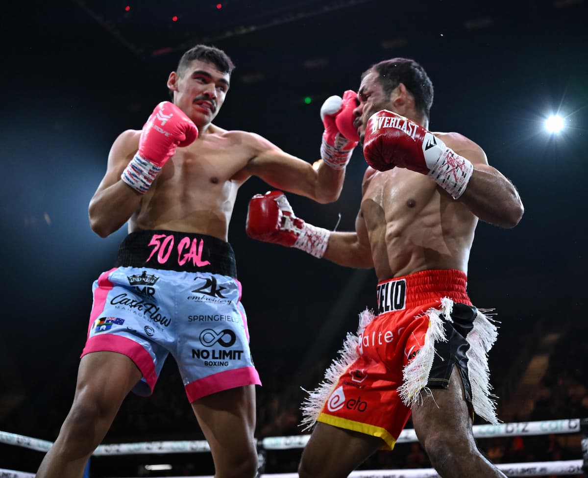 Callum Peters lands a punch during his bout against Delio Mouzinho