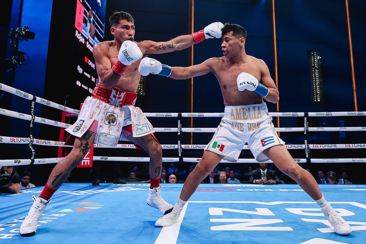 Damian Sosa lands a jab during his bout against Freudis Rojas Jr