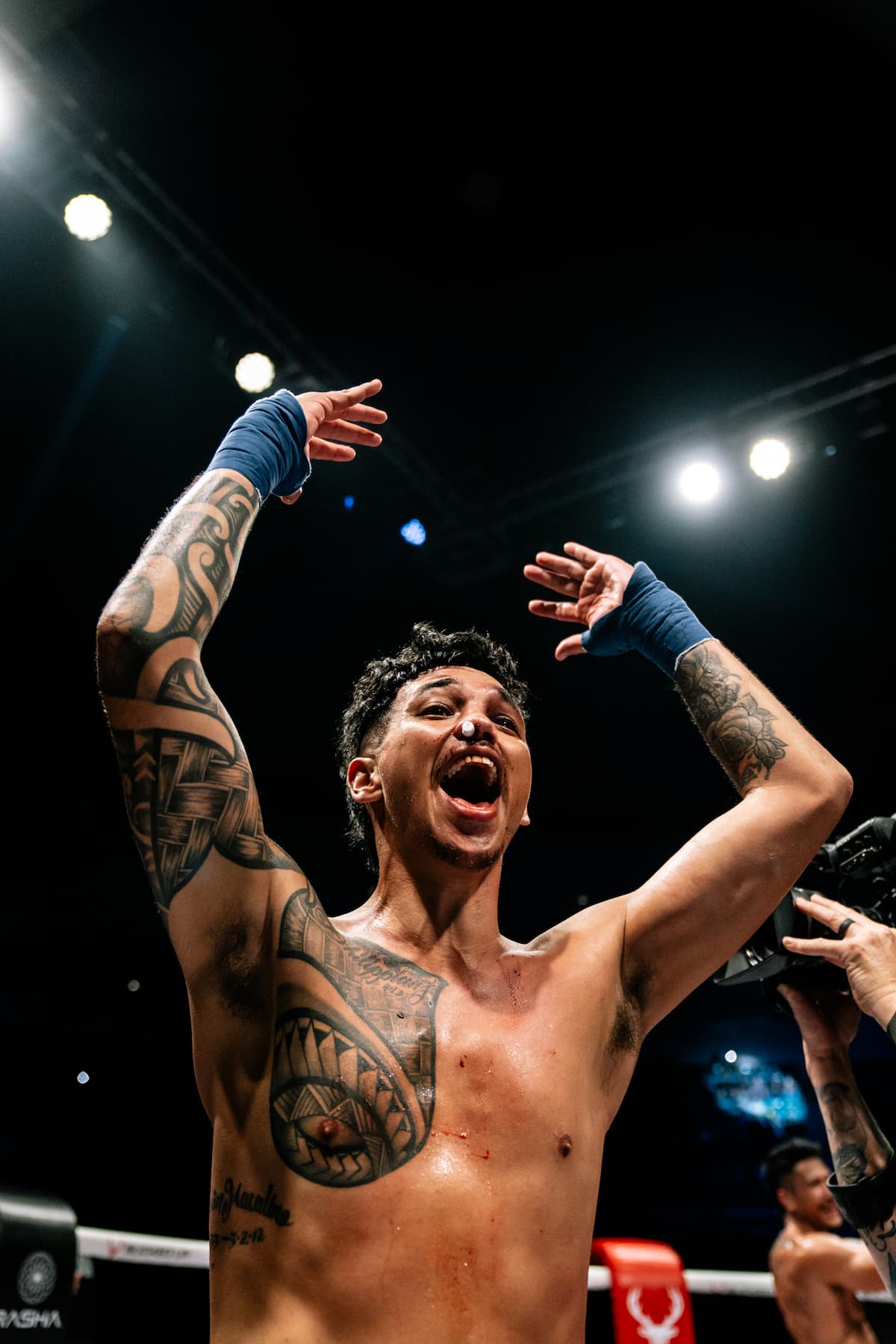 Jerome Macalino celebrates his victory over Pono Enos during their bout