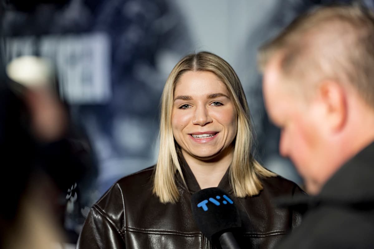 Leila Beaudoin at a press conference