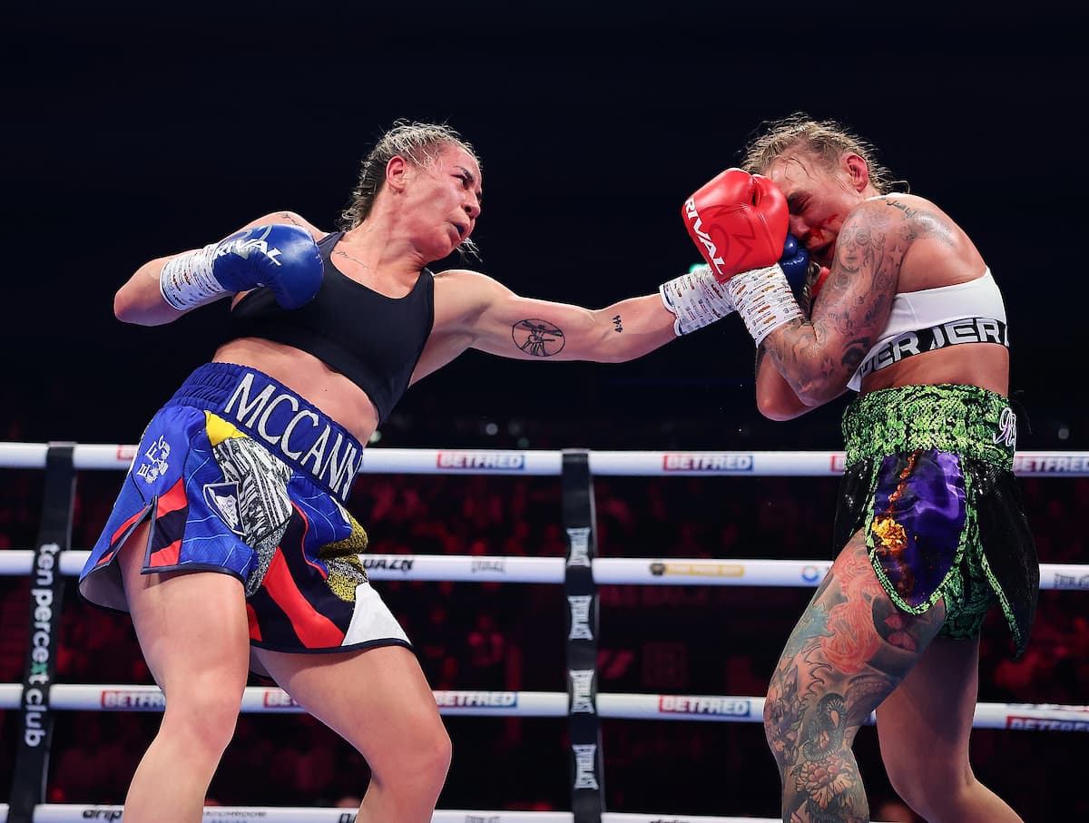 Molly McCann and Ashleigh Johnson during their super bantamweight bout