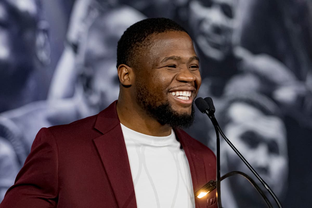 Moreno Fendero at a press conference