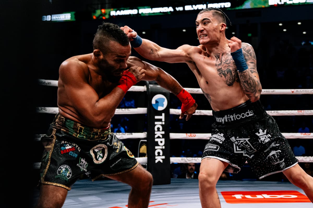 Ramiro Figueroa and Elvin Brito during their lightweight bout