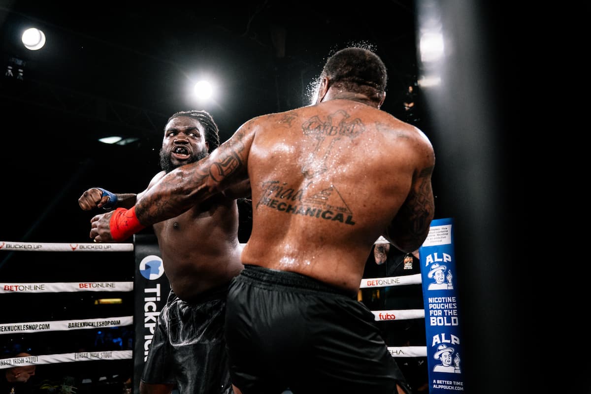 Terry Williams during his bout against Dexter Carthon