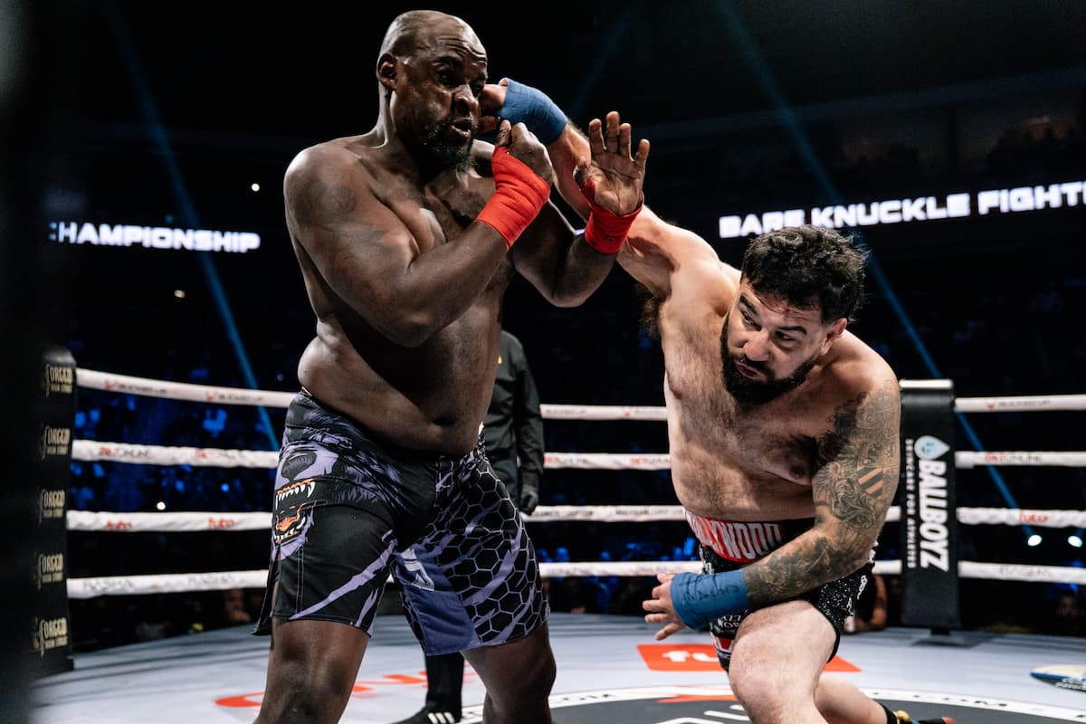 Eric Soto lands a punch during his bout against Pernell Stevens