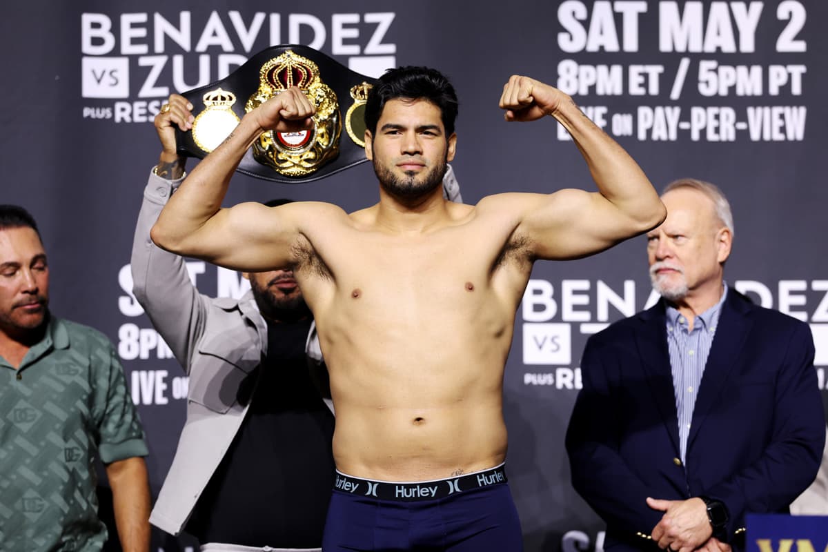 Gilberto "Zurdo" Ramirez during the weigh-in