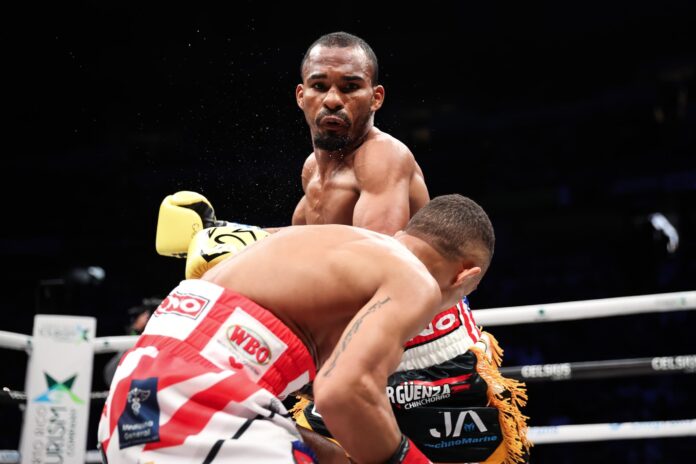 Jonathan Gonzalez during his bout against Rene Santiago
