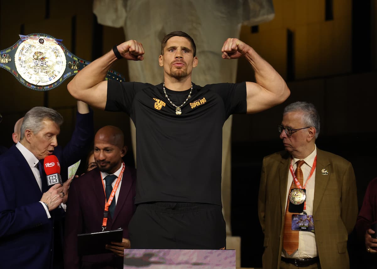 Rico Verhoeven during weigh-in