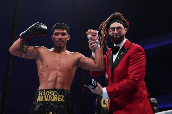 Ronny Alvarez and David Diamante after Alvarez's bout