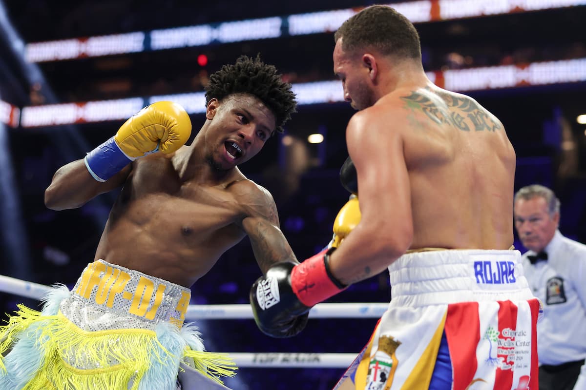 Dennis Thompson throws an uppercut during his bout against Edwin Rodriguez