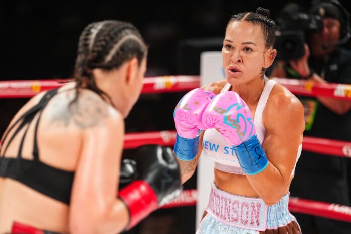Desley Robinson during her bout against Mary Spencer