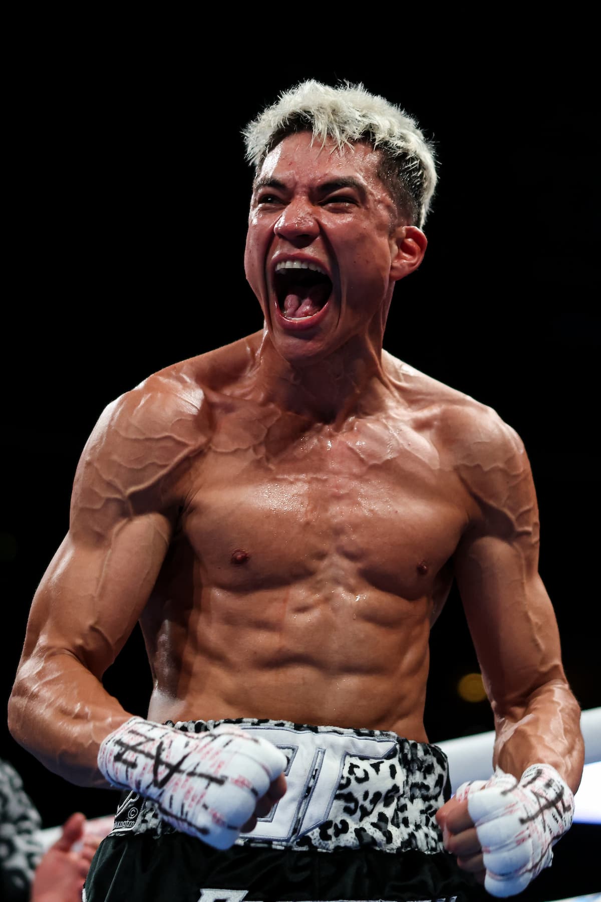 Elias Montoya Terraza celebrates his victory over Adrian Rodriguez
