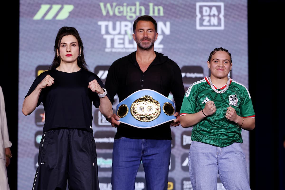 Elif Nur Turhan and Gabriela Tellez at the weigh-in ahead of their bout