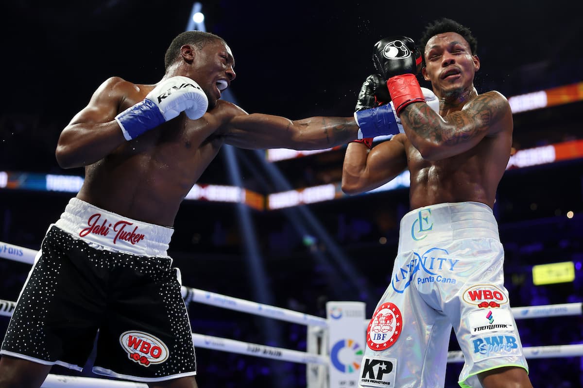 Jahi Tucker lands a jab during his bout against Euri Cedeno