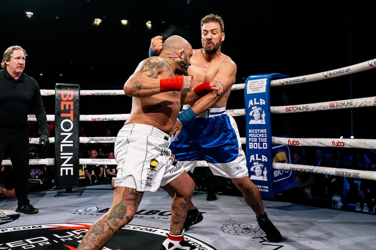 Thomas Angeloff and Joseph Schillizzi during their bout
