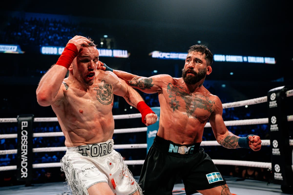 Guido Cannetti lands a punch during his bout against Emiliano Nielli