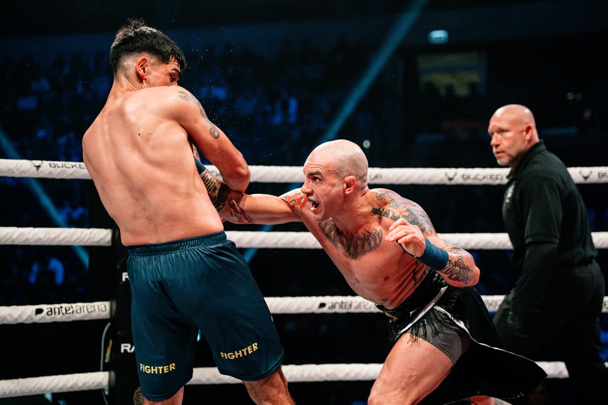 Leandro Torres lands a punch during his bout against Gonzalo Jara