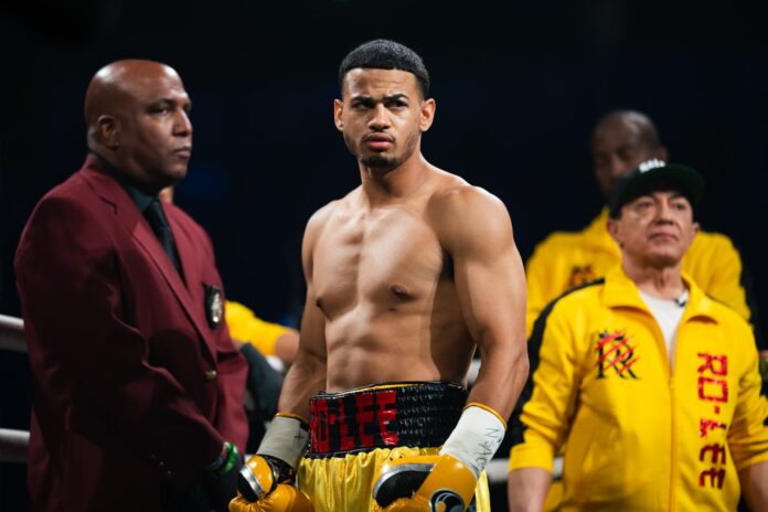 Rolando Romero during his bout against Manuel Jaimes