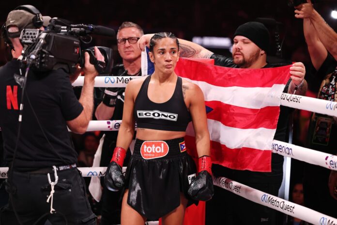 Amanda Serrano during her rematch against Katie Taylor