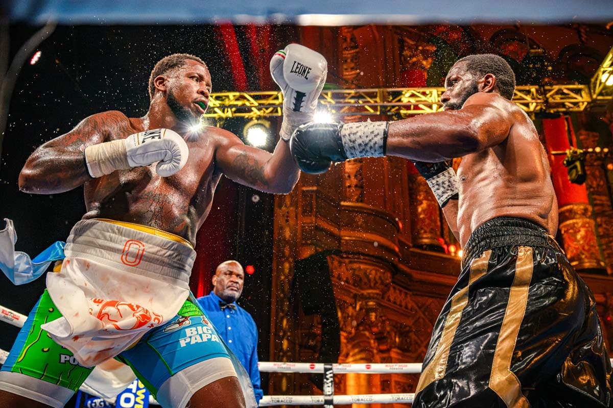 Brandon Moore and Bryant Jennings during their bout