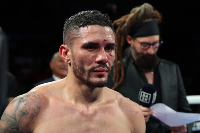 Henry Lebron during his bout against Christopher Diaz
