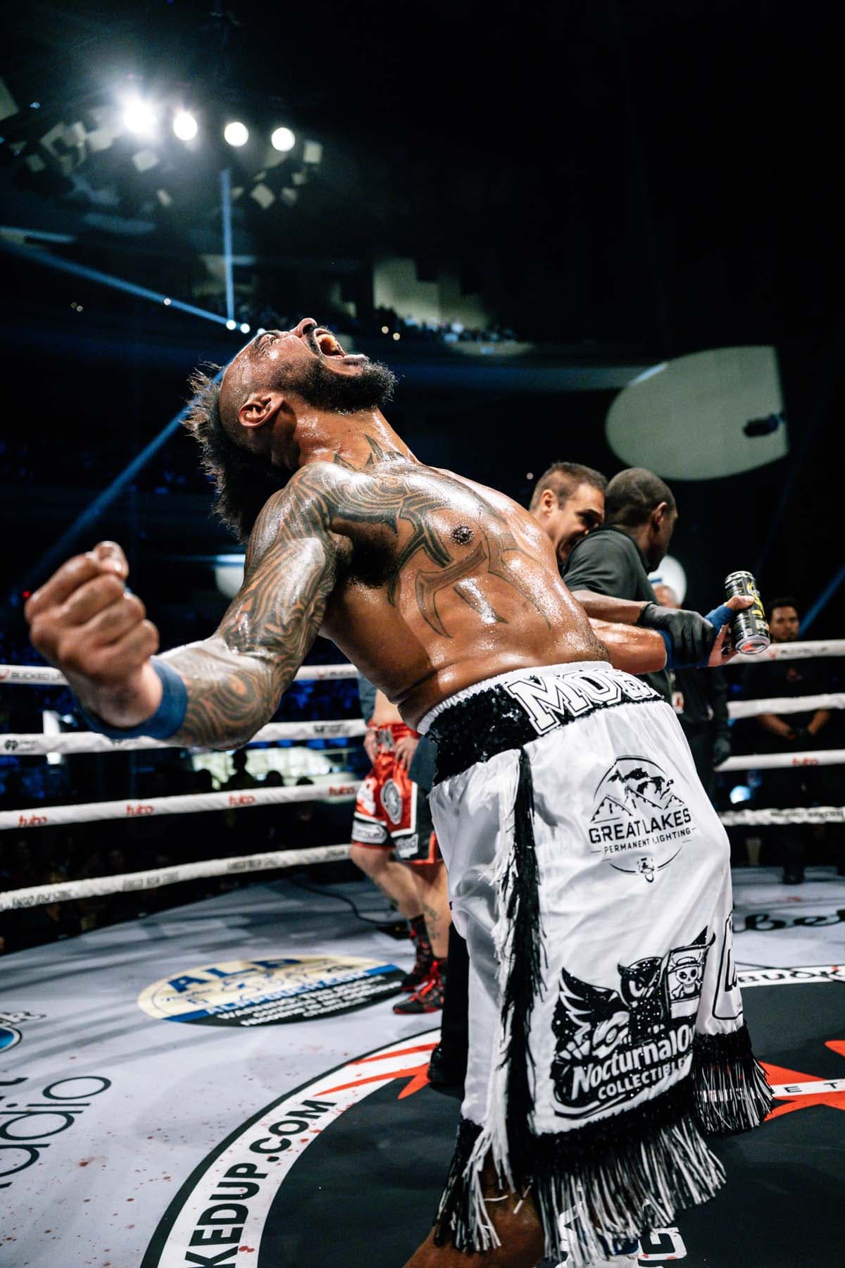 Esteban Rodriguez celebrates his victory over Stephen Townsel