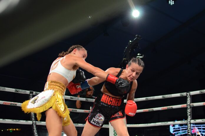 Mai Soliman and Maria Micheo Santizo during their bout