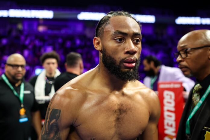Amari Jones during his bout against Vincenzo Gualtieri at SAP Center in San Jose