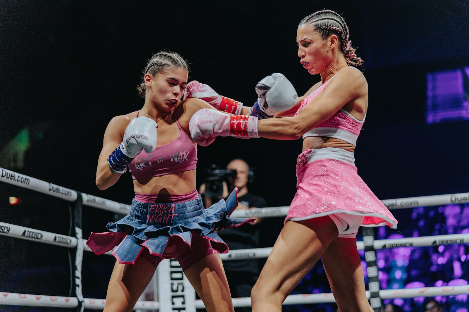 Video: Carla Jade edges Erika Night to retain Misfits Boxing title
