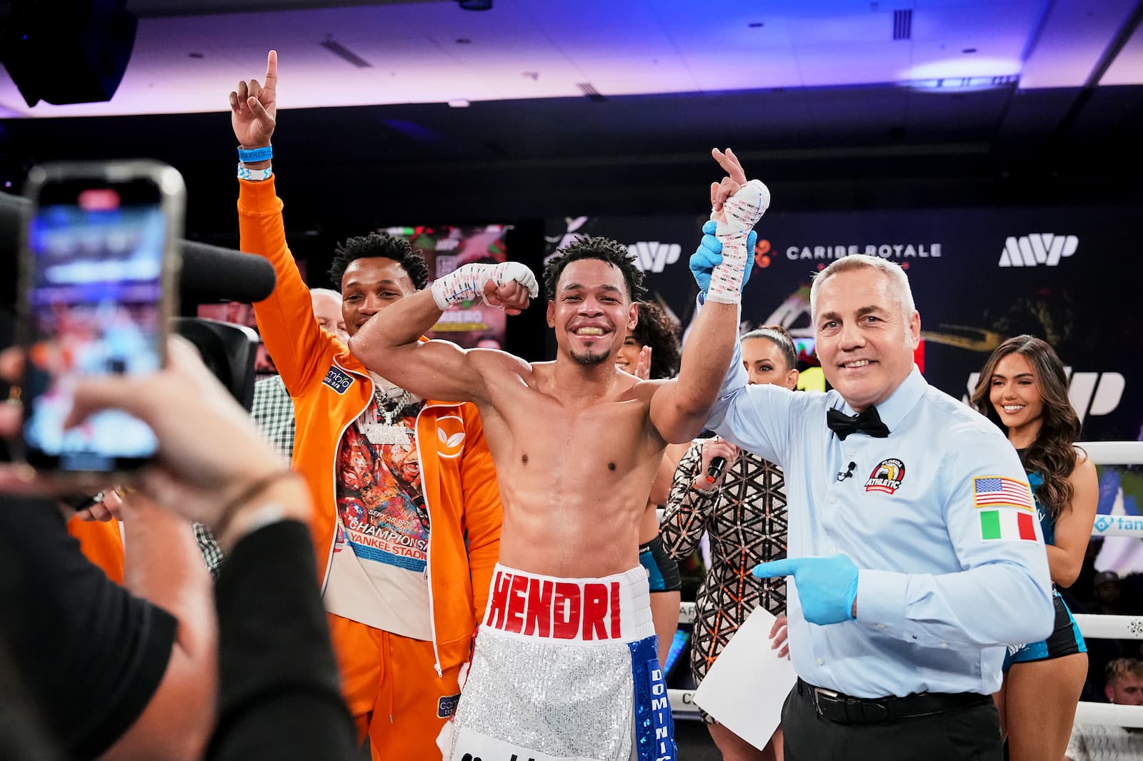 Hendri Cedeno takes on Jhon Orobio in November in Montreal Hendri Cedeno takes on Jhon Orobio in November in Montreal