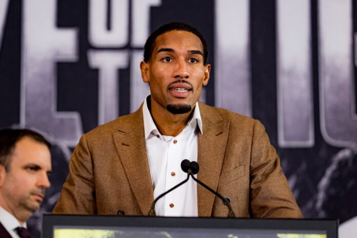 Osleys Iglesias speaks during the press conference at Centre Videotron in Quebec City